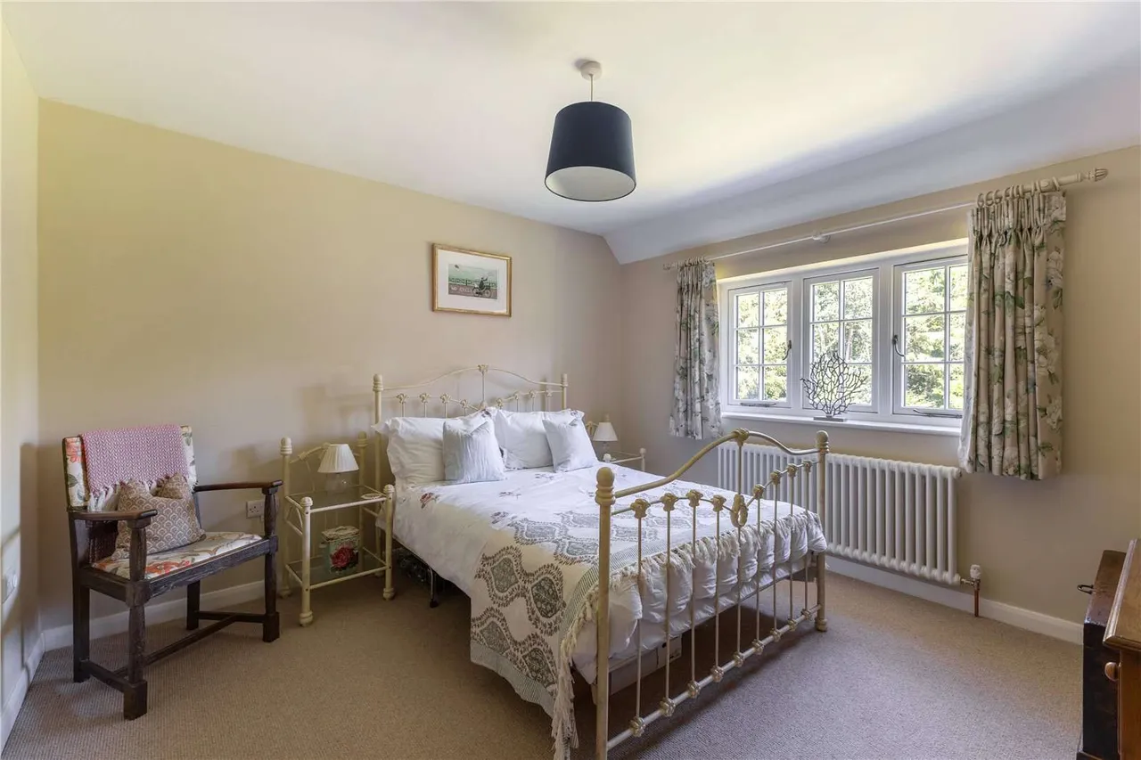 Spinney Lane, West Chiltington, Pulborough, West Sussex, RH20 2NX, photo 11
