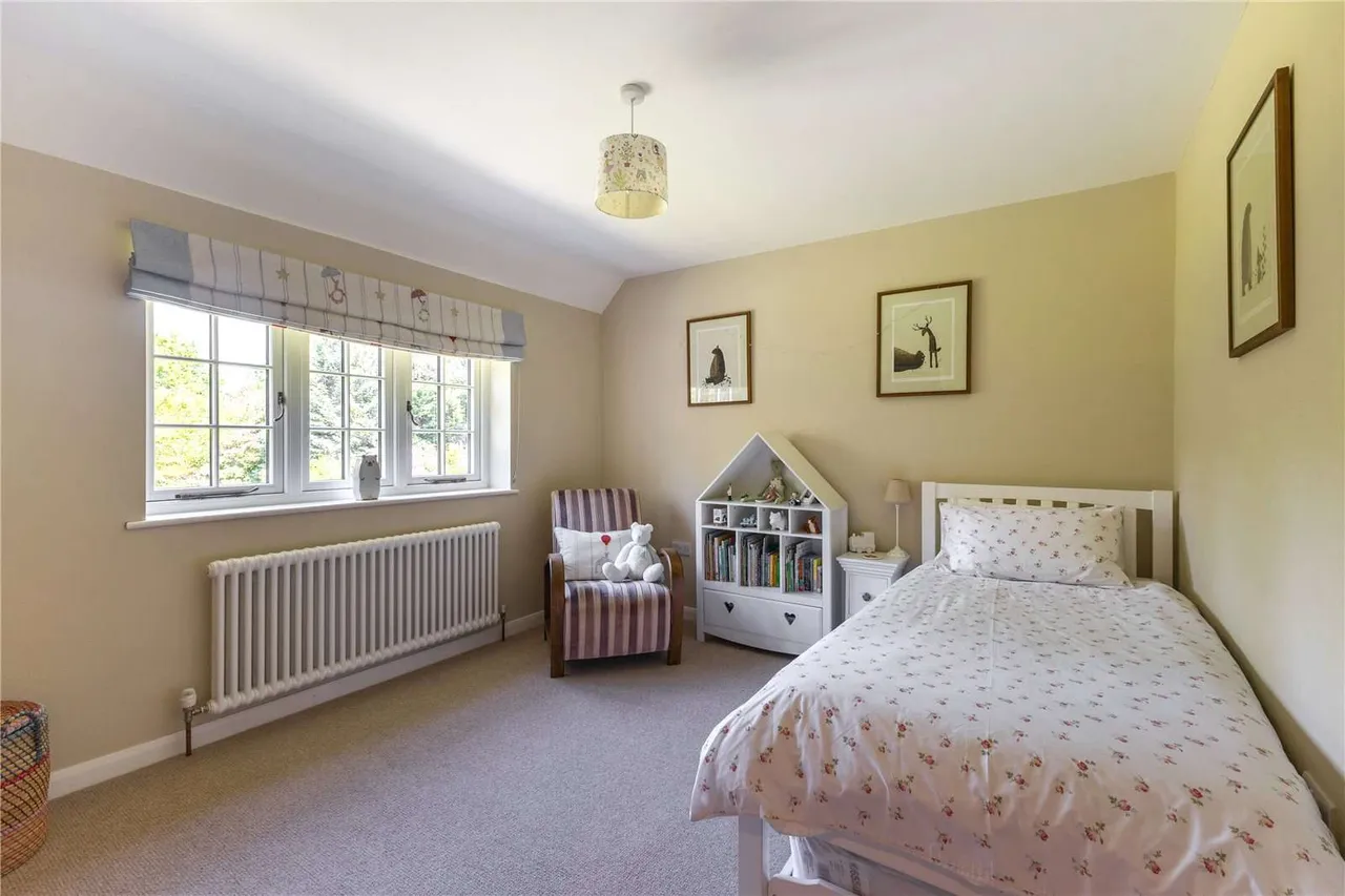 Spinney Lane, West Chiltington, Pulborough, West Sussex, RH20 2NX, photo 12