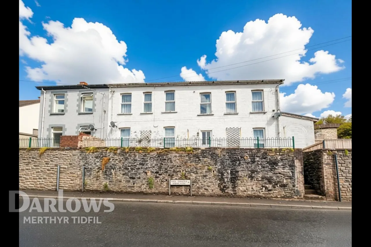 3 bed house for sale, Noel Terrace, Merthyr Tydfil