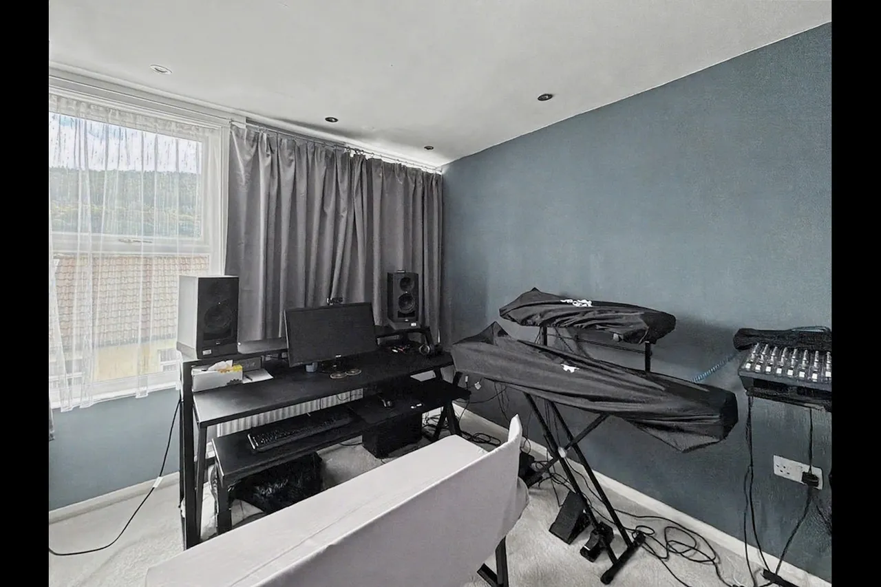 Noel Terrace, Merthyr Tydfil, photo 15
