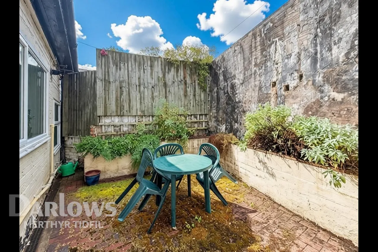 Noel Terrace, Merthyr Tydfil, photo 26