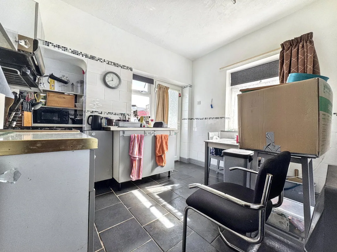 Sandbank Road, Towyn, Abergele, Conwy, LL22 9LB, photo 3