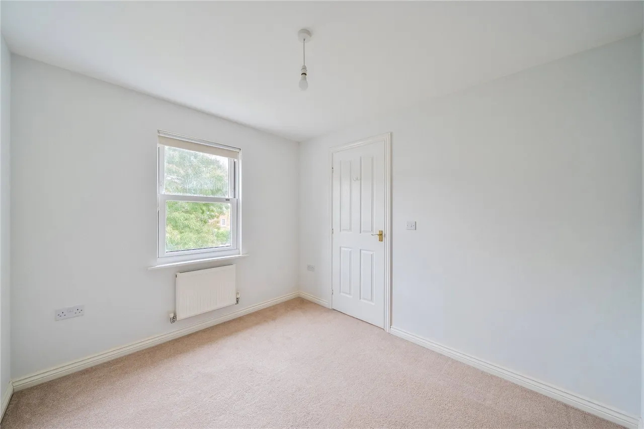 Joyford Passage, Cheltenham, GL52, photo 18