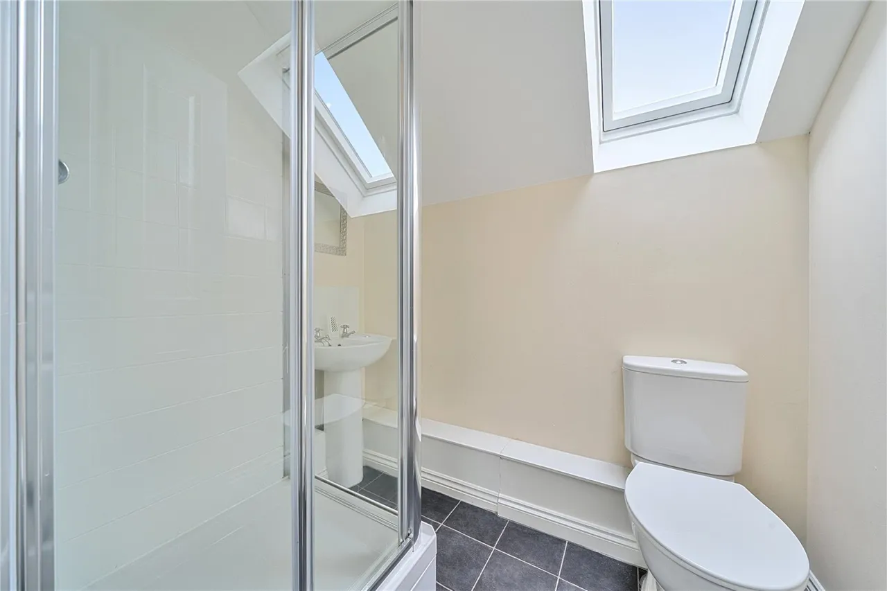 Joyford Passage, Cheltenham, GL52, photo 21
