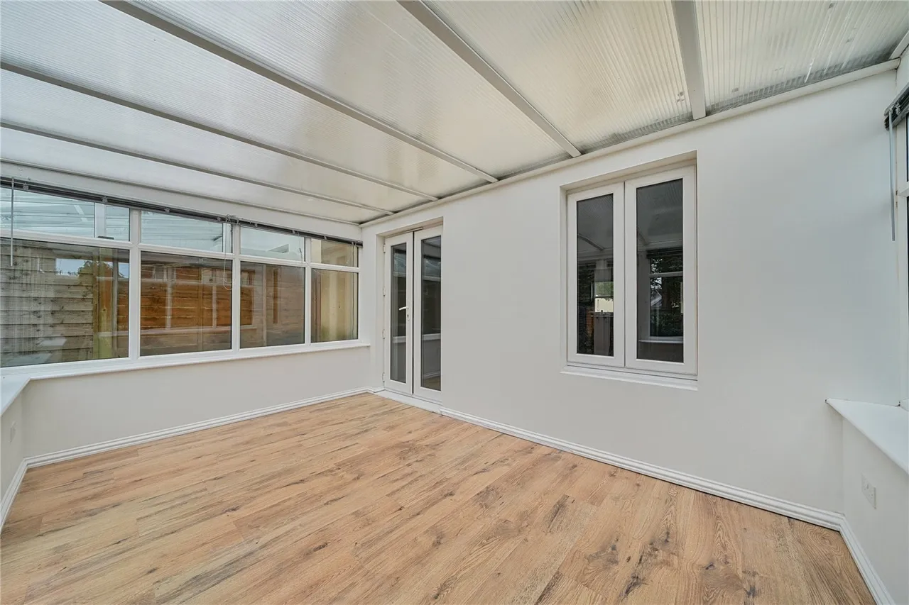 Joyford Passage, Cheltenham, GL52, photo 6