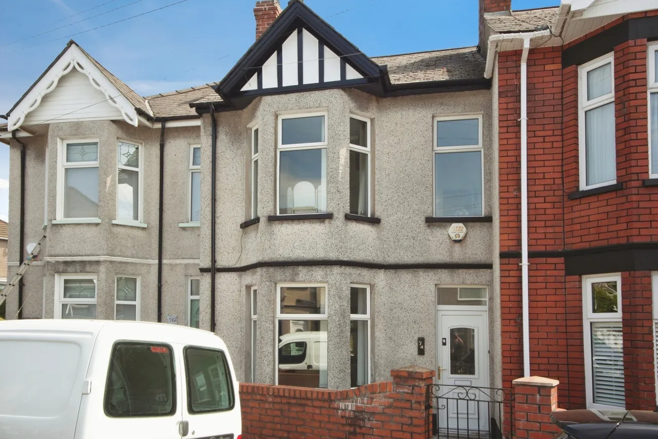 3 bed house for sale — Aston Crescent, Newport, NP20