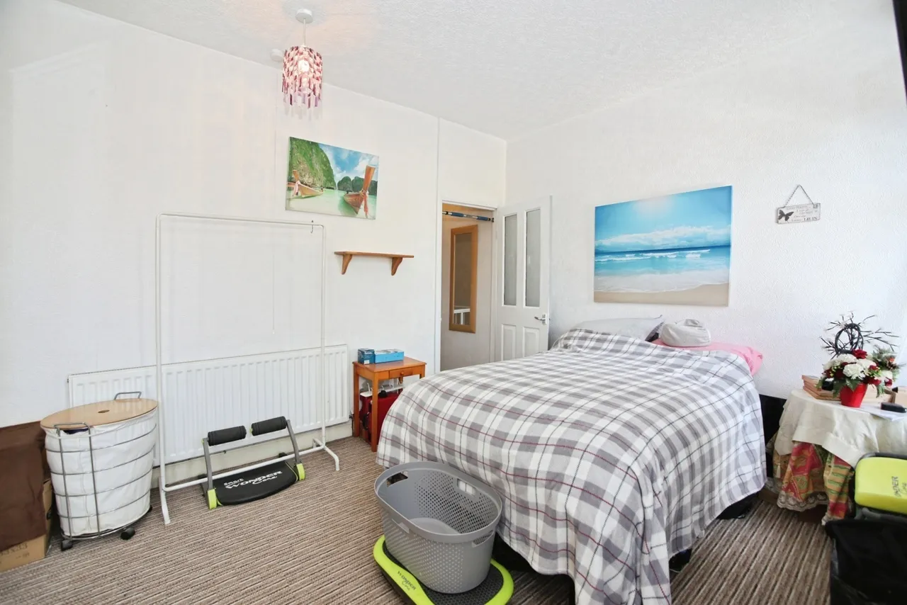 Aston Crescent, Newport, NP20, photo 12