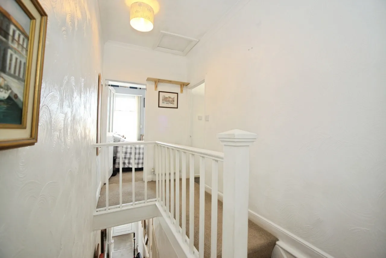 Aston Crescent, Newport, NP20, photo 9