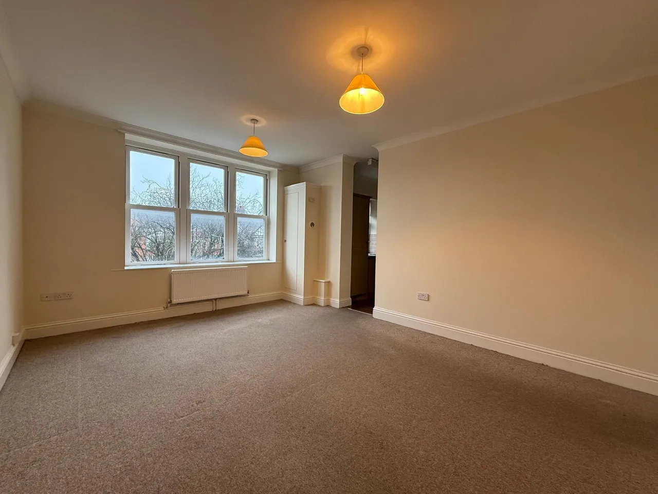Broadwater Road, Worthing, photo 2