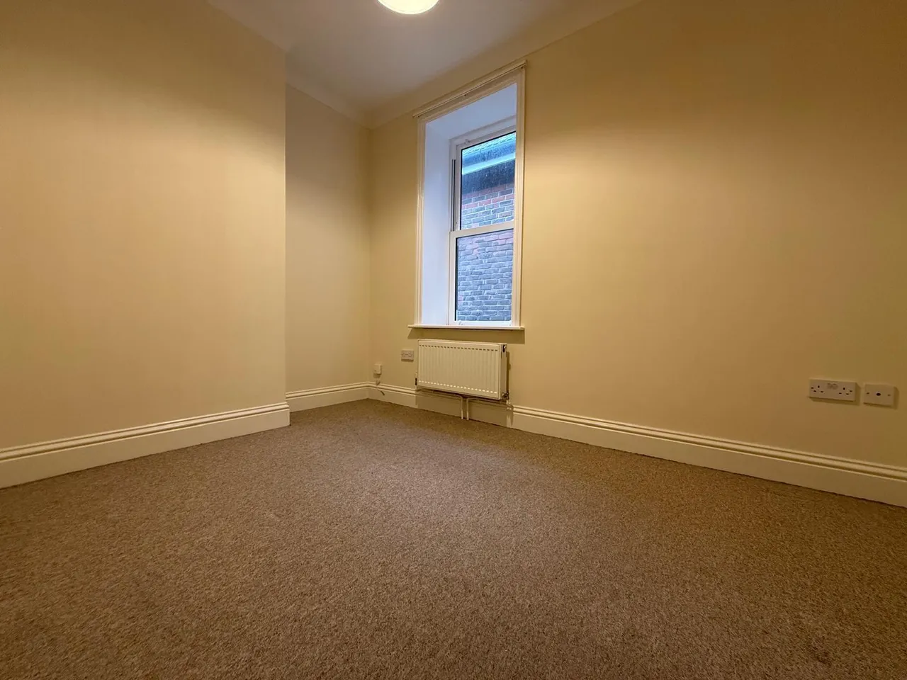 Broadwater Road, Worthing, photo 4