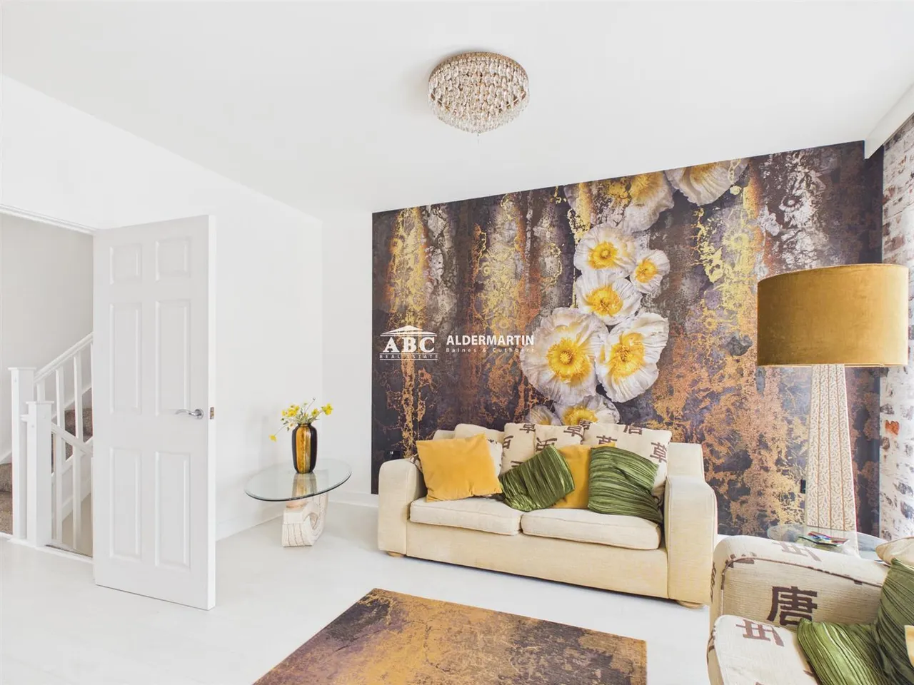 Cameron Crescent, Edgware, photo 2