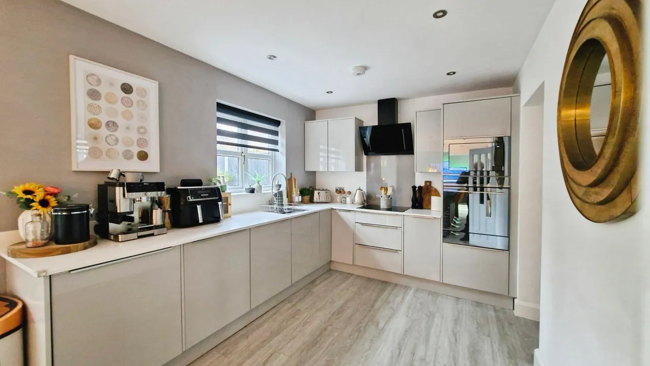 Lintin Close, Bratton, TF5, photo 5
