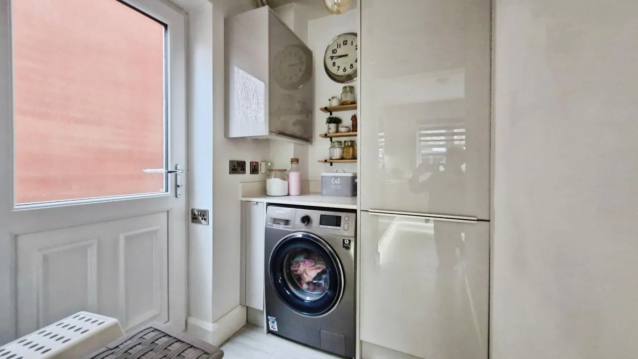 Lintin Close, Bratton, TF5, photo 16