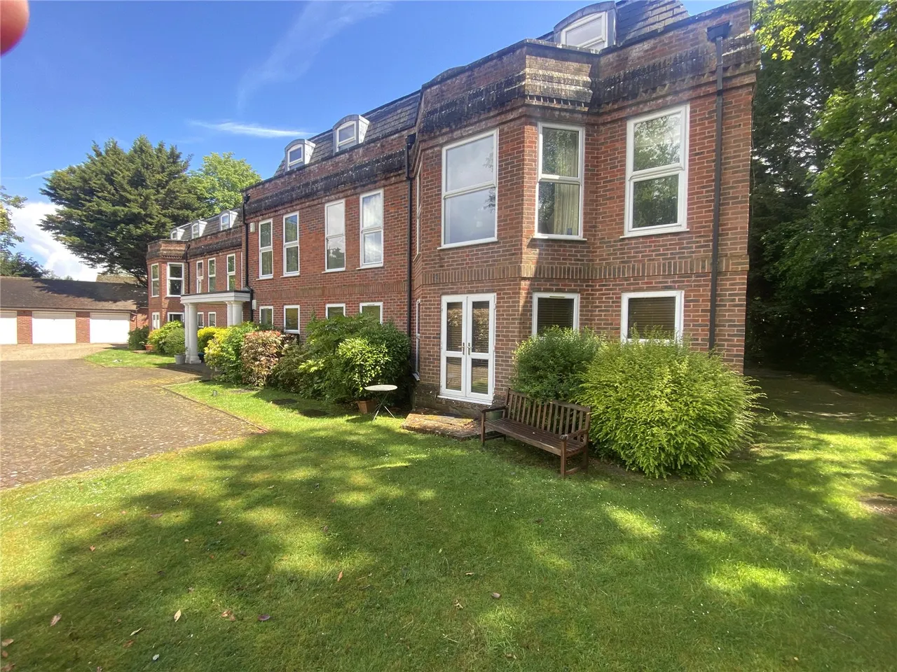 Burfield Road, Old Windsor, SL4, photo 26