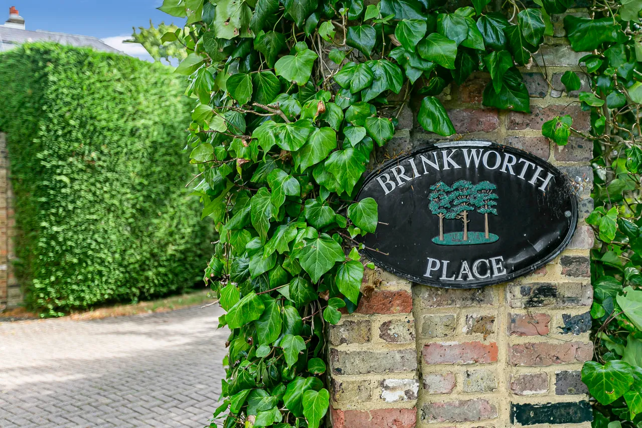 Burfield Road, Old Windsor, SL4, photo 33
