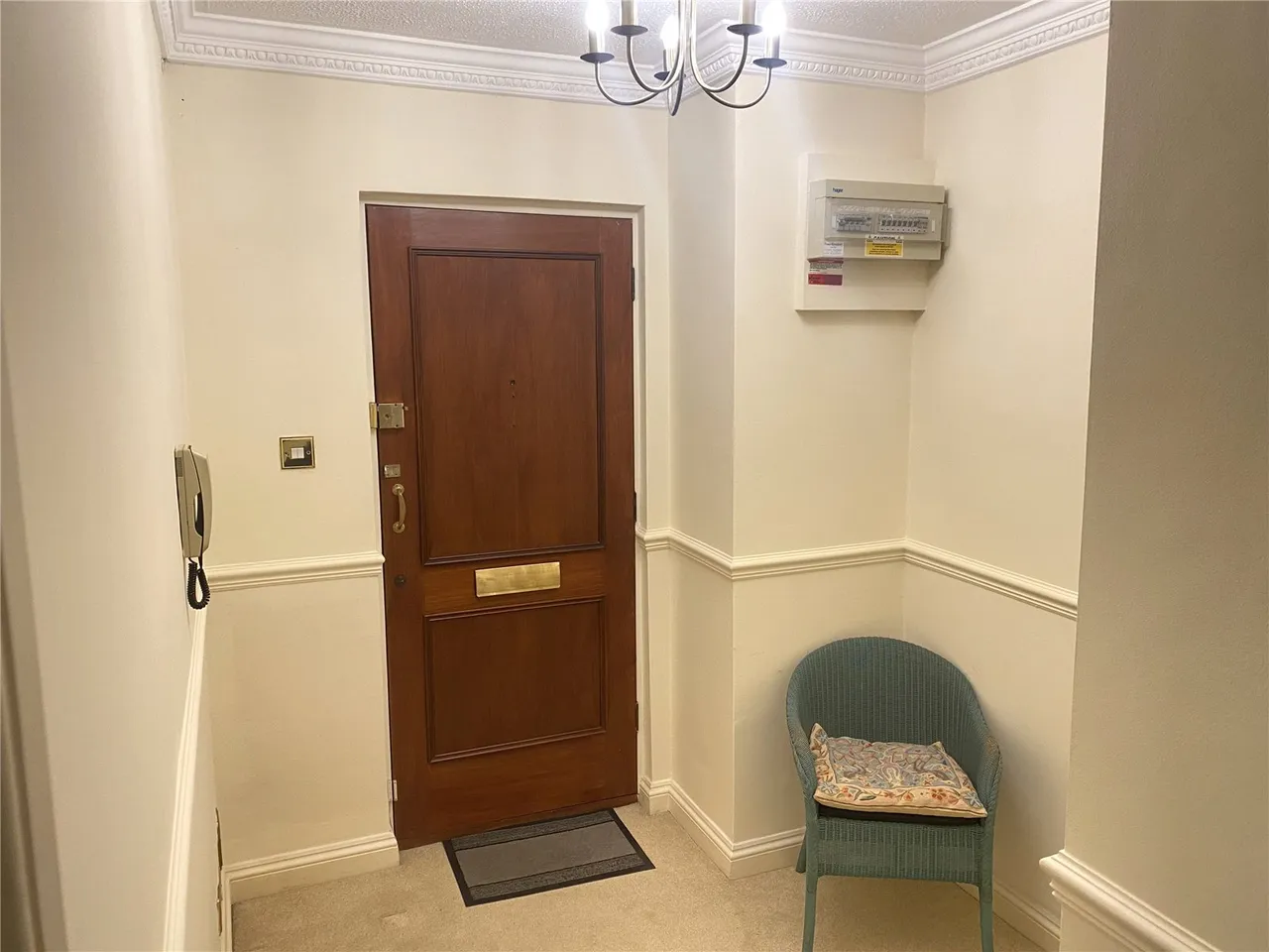 Burfield Road, Old Windsor, SL4, photo 9