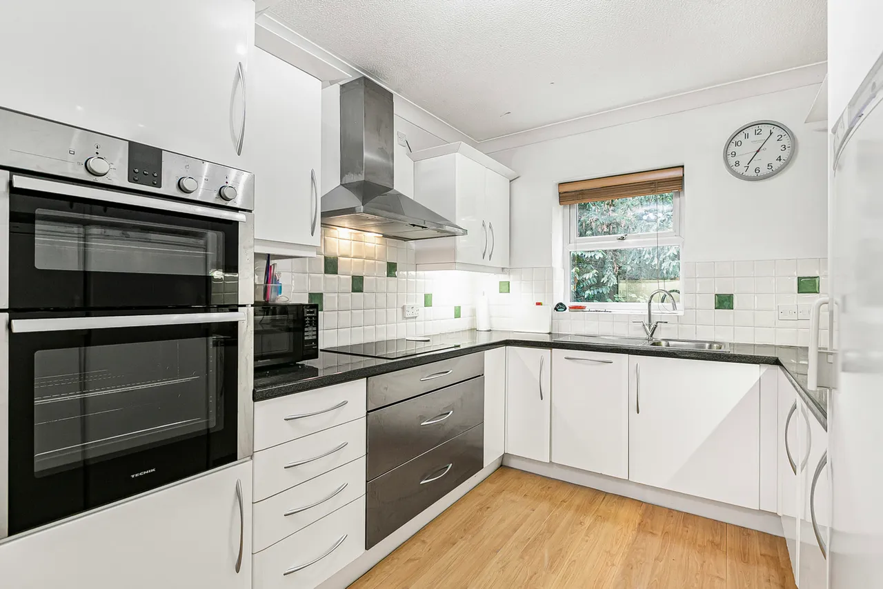 Burfield Road, Old Windsor, SL4, photo 7