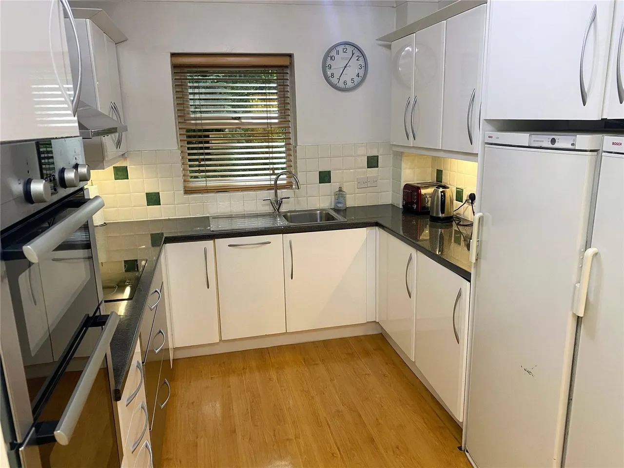 Burfield Road, Old Windsor, SL4, photo 10