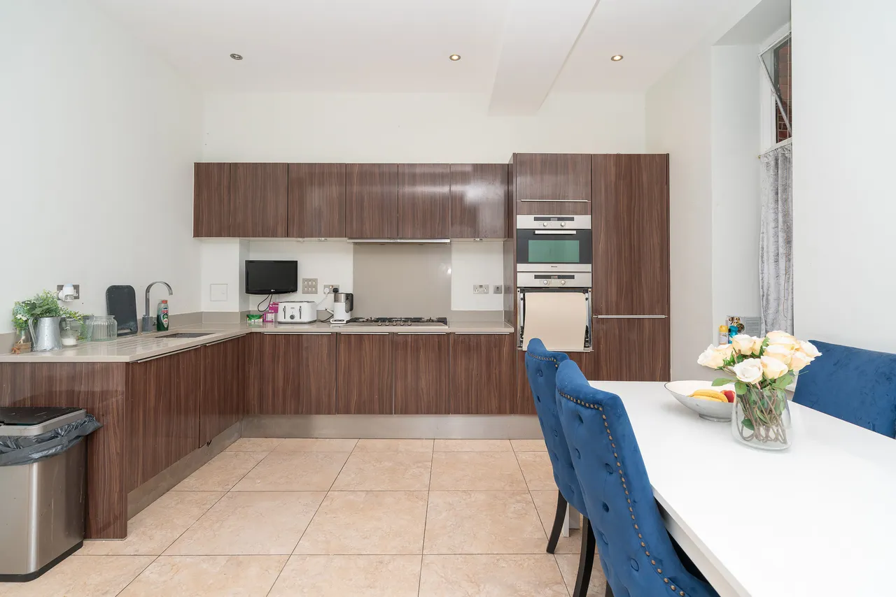 Flat 12, Jfk House, Bushey, photo 8