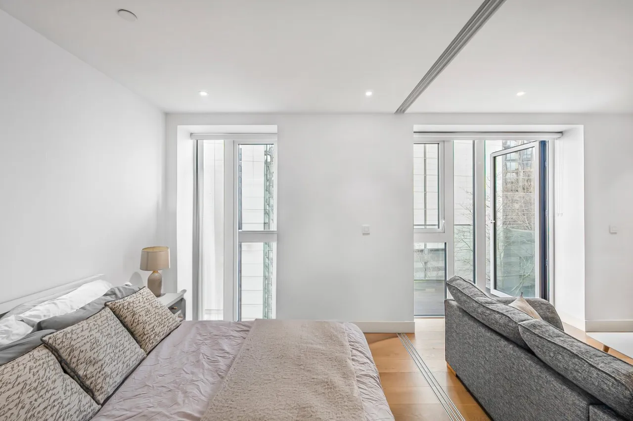 Vaughan Way, London, E1W, photo 9