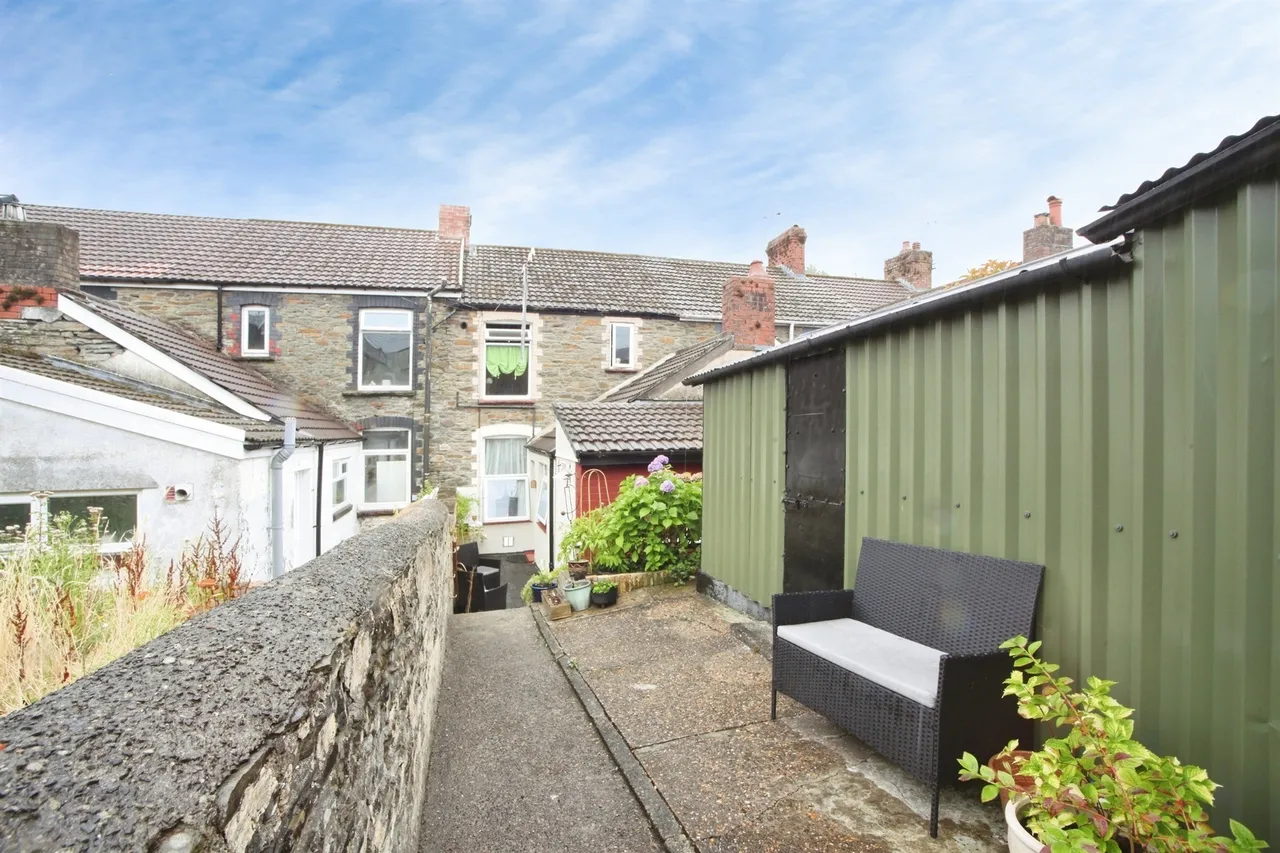 William Street, Abertridwr, CF83, photo 18
