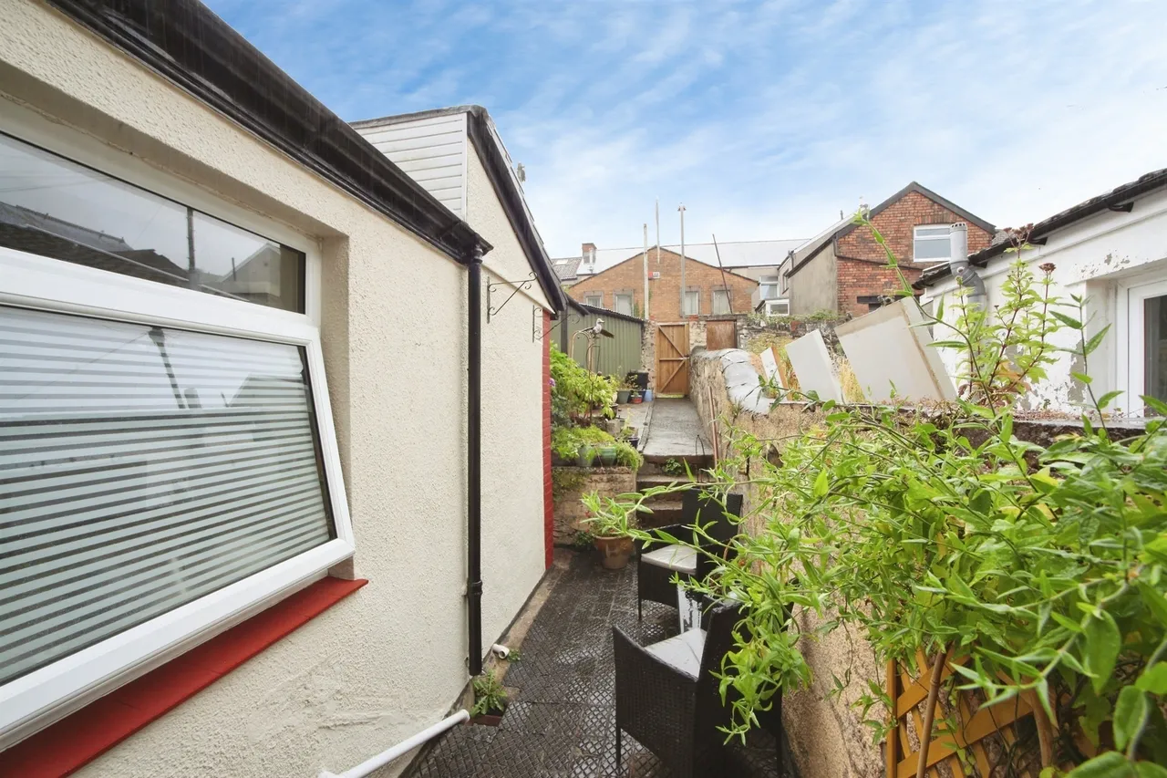 William Street, Abertridwr, CF83, photo 19