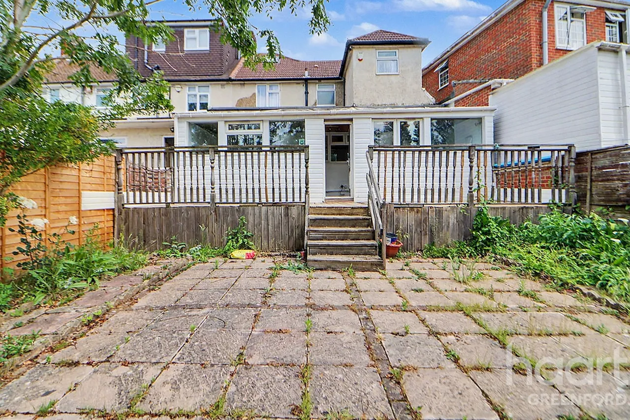 Westbury Avenue, Southall, UB1, photo 11