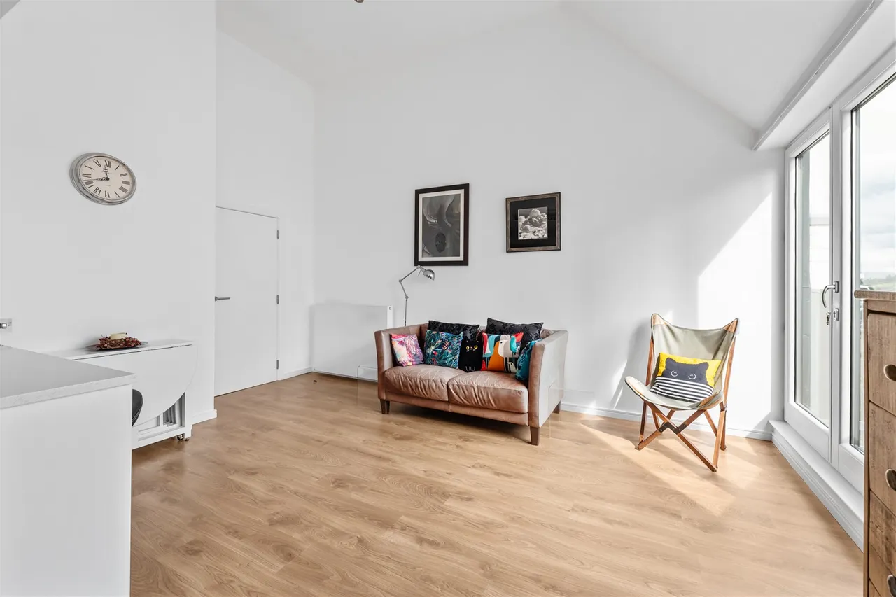 5/8 Park House 10 Park Circus Place, Park, G3 6AN, photo 7