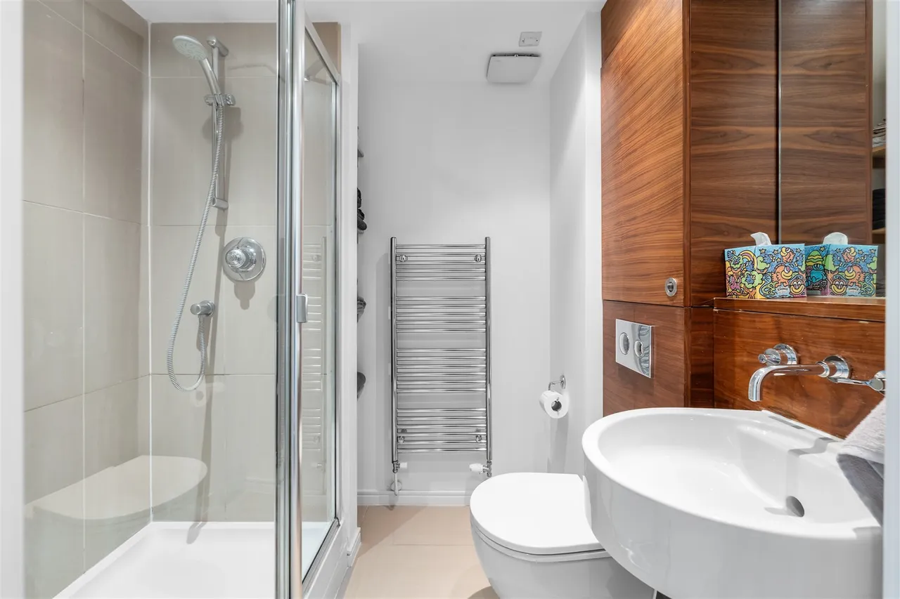 5/8 Park House 10 Park Circus Place, Park, G3 6AN, photo 11