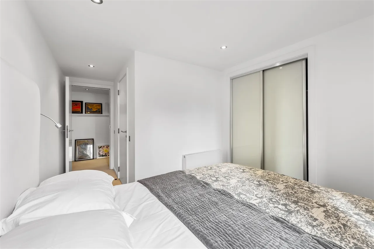 5/8 Park House 10 Park Circus Place, Park, G3 6AN, photo 10
