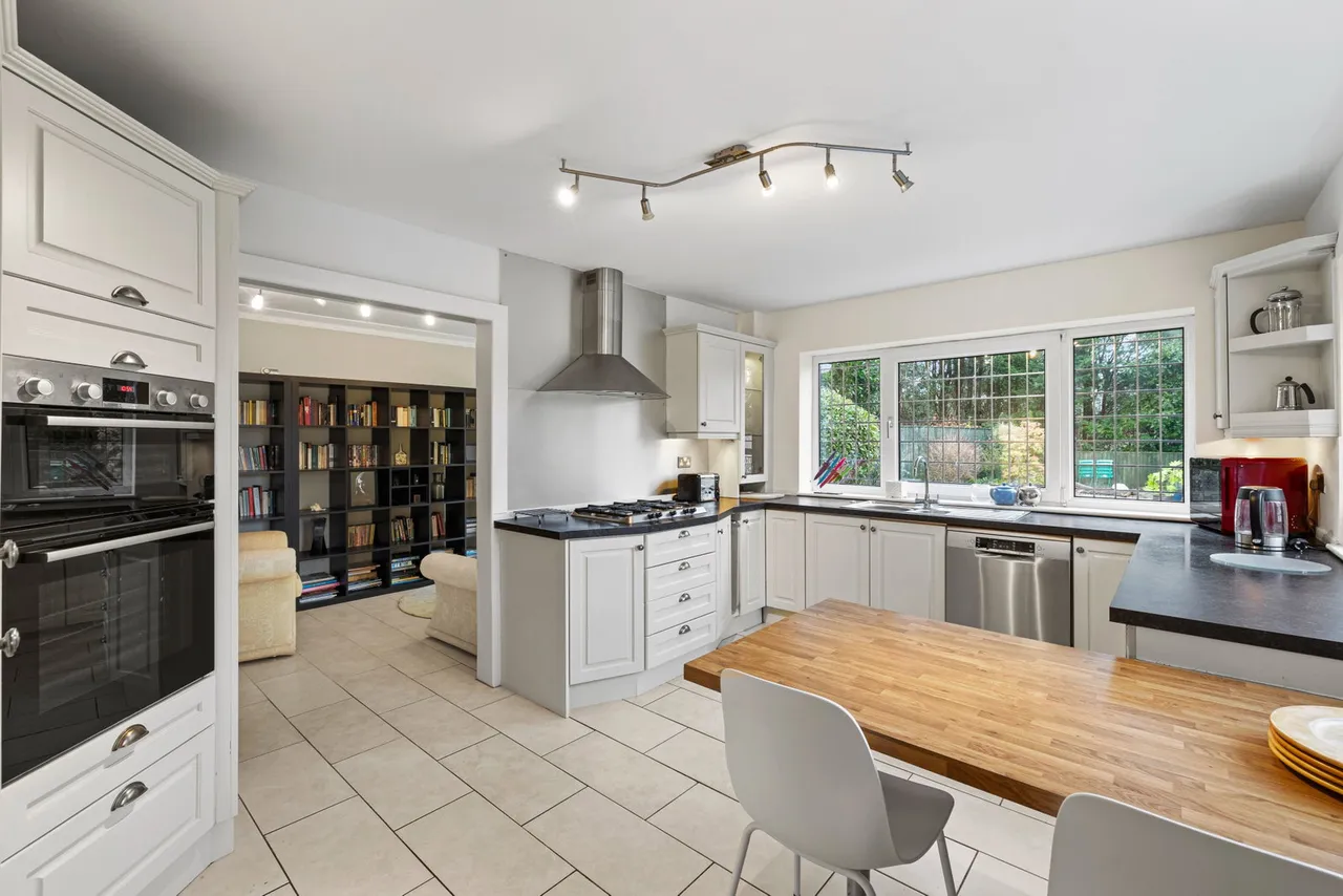Derwen Fawr Road, Sketty, SA2, photo 6