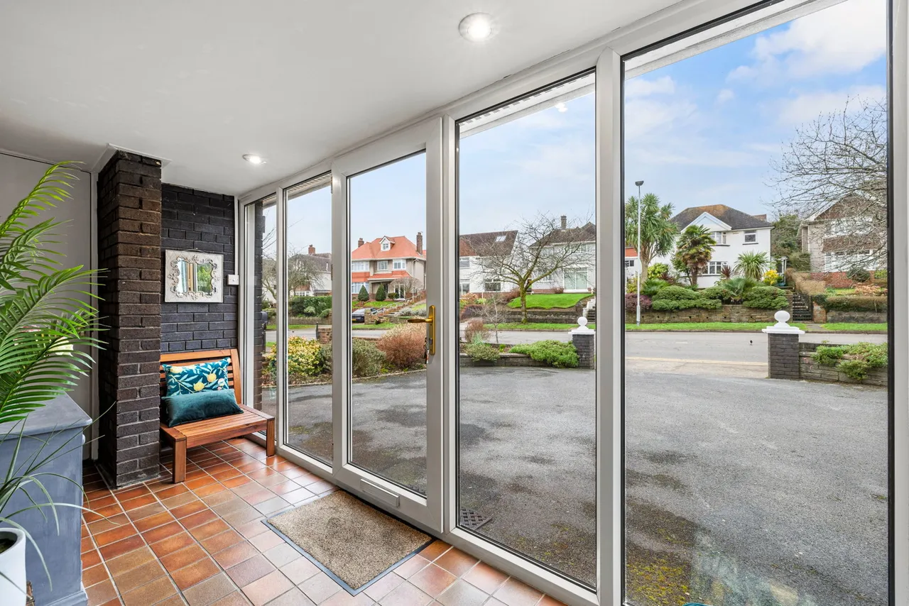 Derwen Fawr Road, Sketty, SA2, photo 13