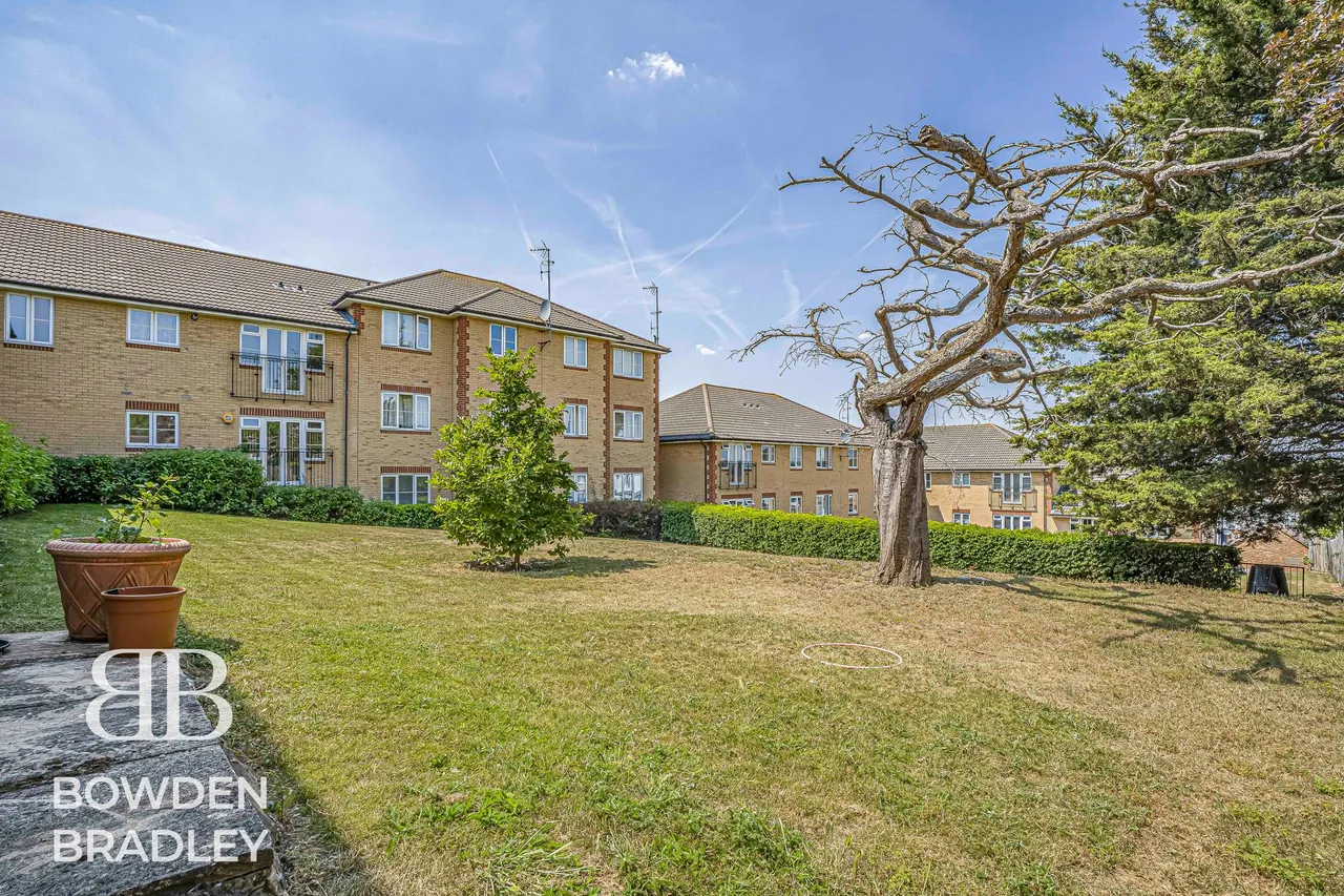 Herent Drive, Clayhall, IG5, photo 34