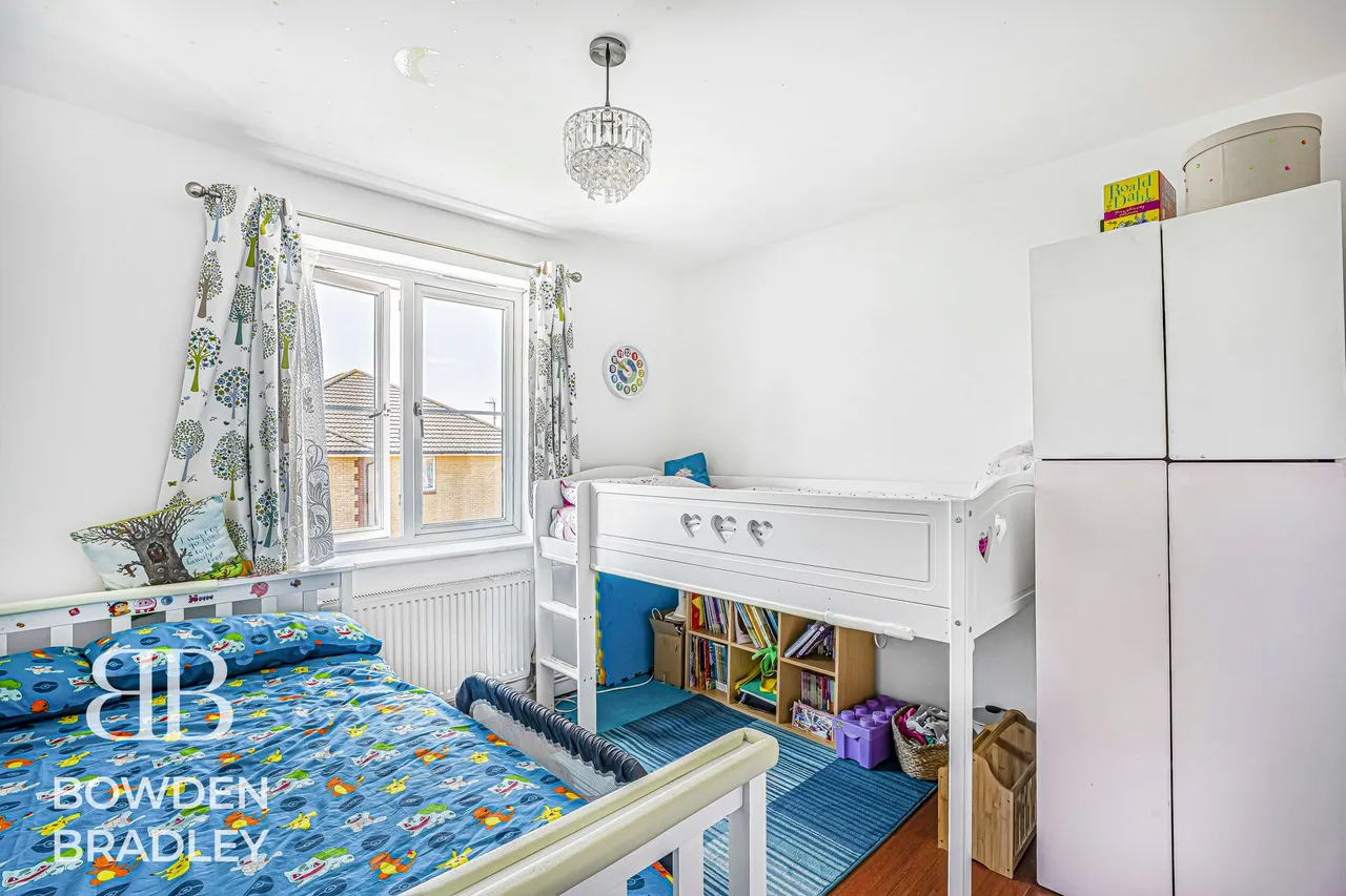 Herent Drive, Clayhall, IG5, photo 31