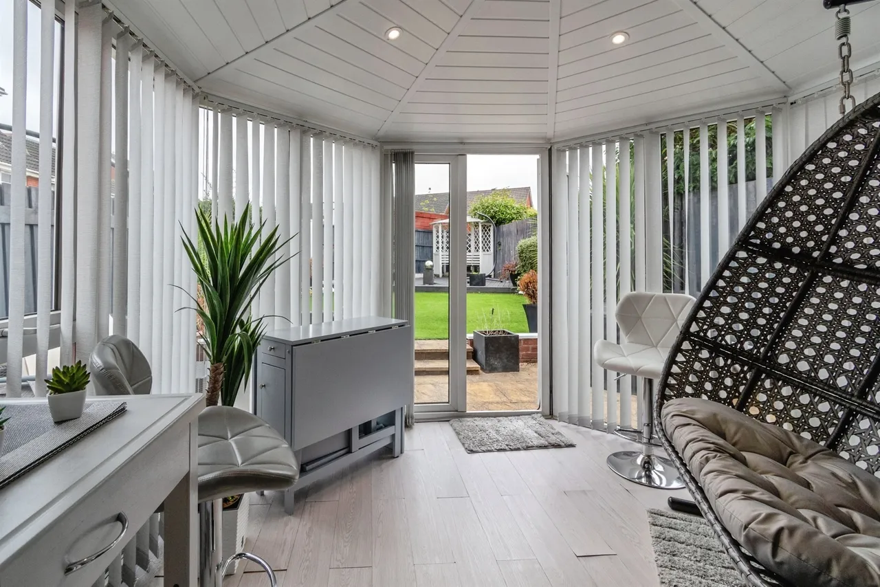 St. Helens Avenue, Tipton, DY4, photo 8