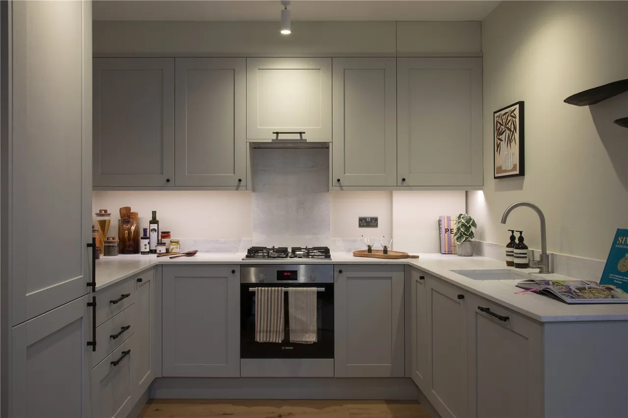 Brixtow Mews, London, SW2, photo 5