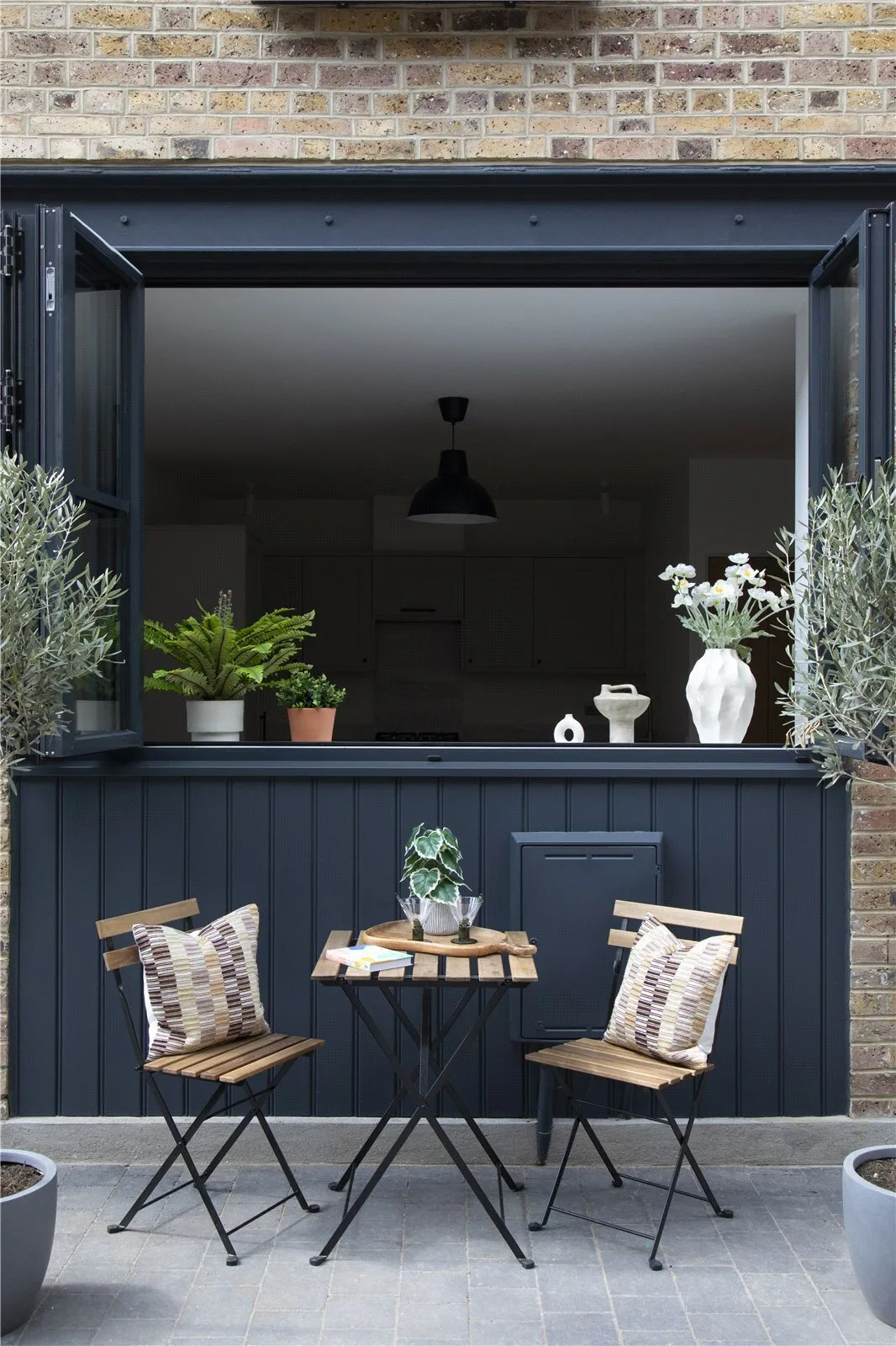Brixtow Mews, London, SW2, photo 12