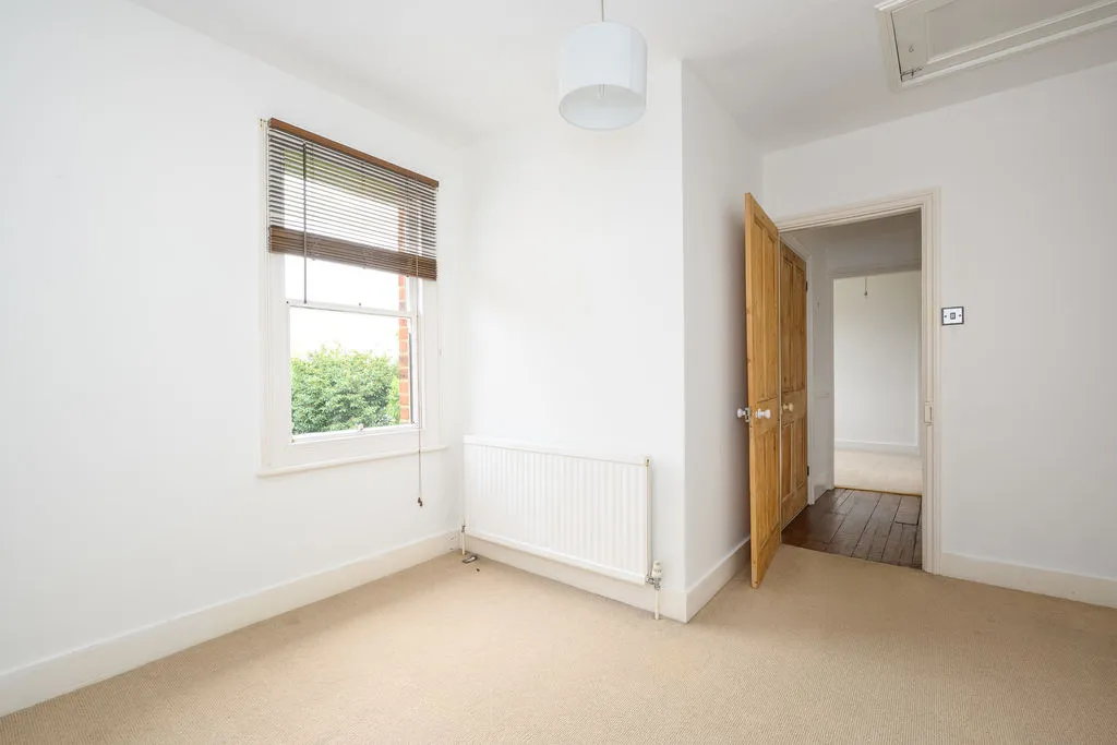 Cambridge Road, Walton-On-Thames KT12 2DP, photo 12