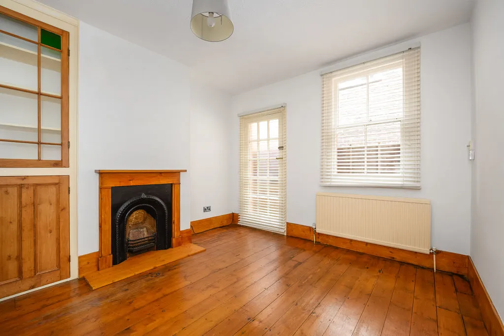 Cambridge Road, Walton-On-Thames KT12 2DP, photo 7
