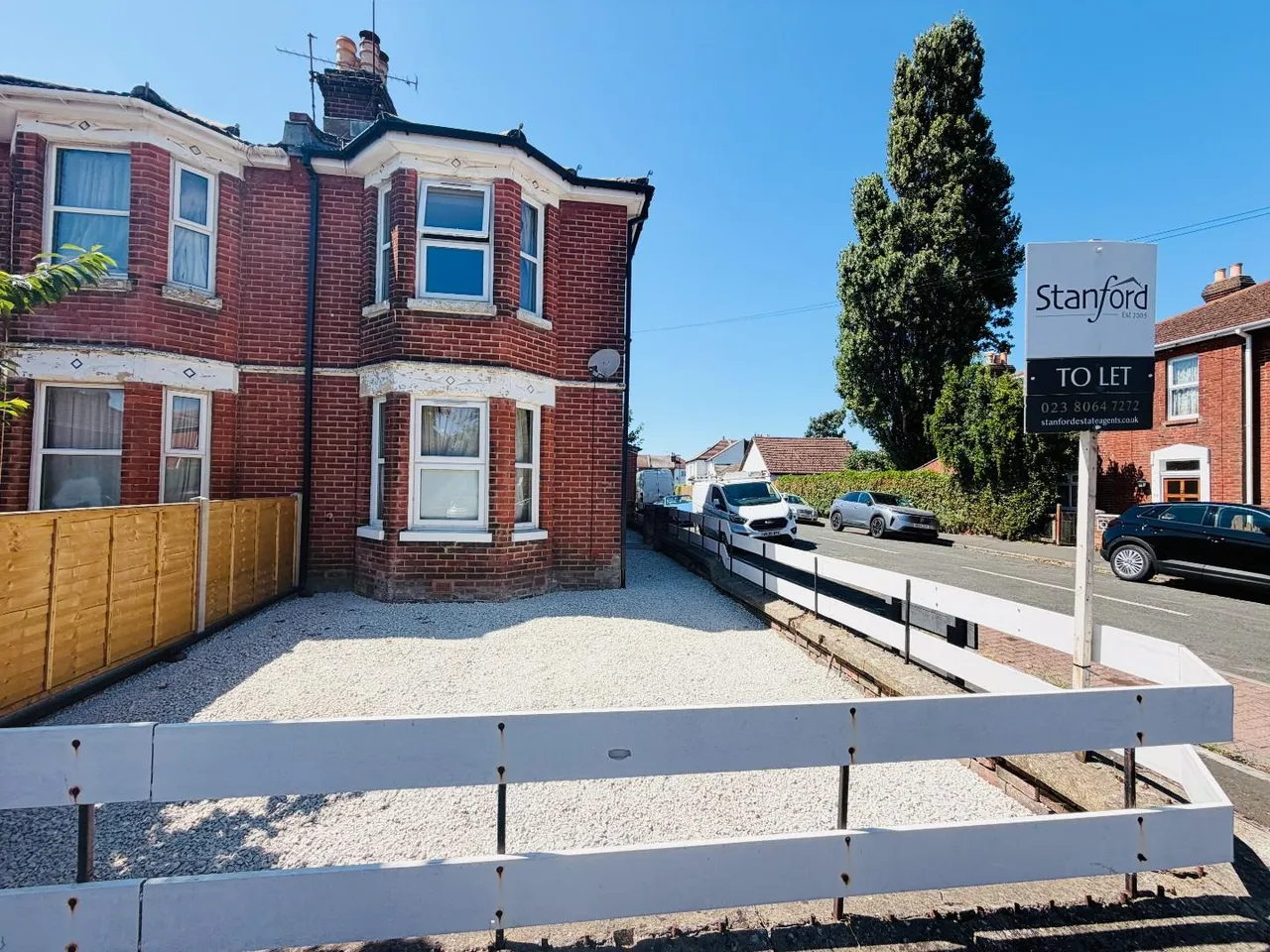 1 bed property to rent — 71 Shirley Park Road, Southampton, SO16 4FW
