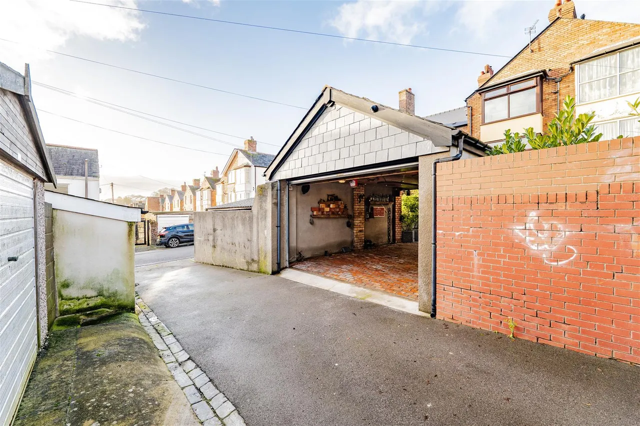 Gladstone Road, Barry, CF62 8ND, photo 33