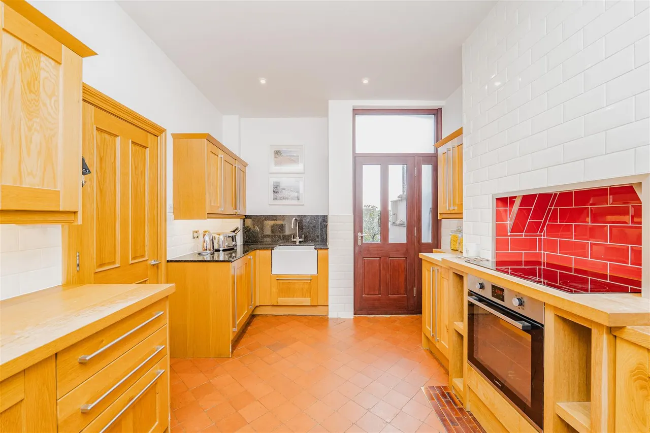 Gladstone Road, Barry, CF62 8ND, photo 10