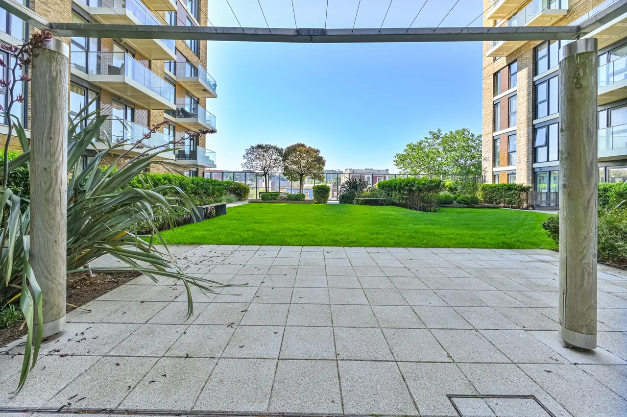 London, SE18, photo 16