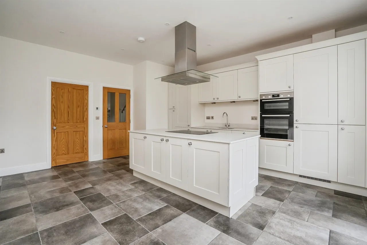 Crescent Road, Gosport, photo 3