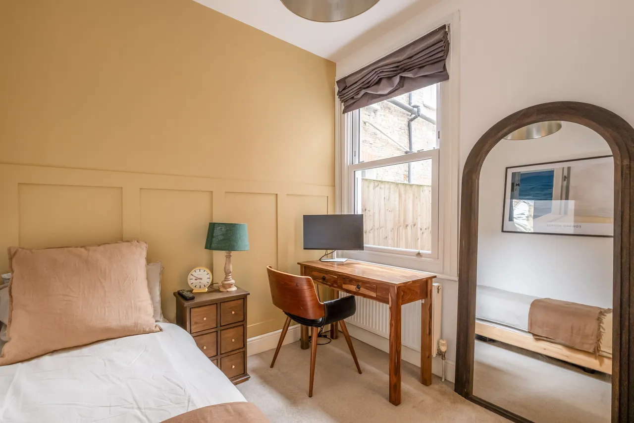 Atheldene Road, London, SW18, photo 9