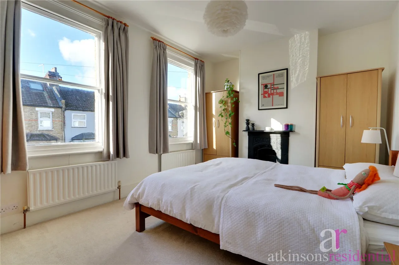 Canonbury Road, Enfield, Middlesex, EN1 3LW, photo 2