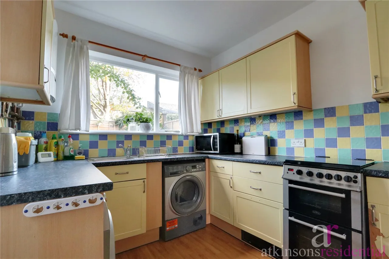 Canonbury Road, Enfield, Middlesex, EN1 3LW, photo 7