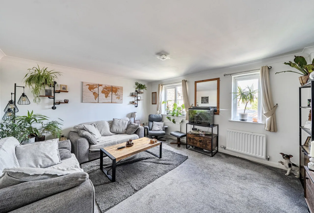 West Way, Gloucestershire, Bishops Cleeve, GL52 8SG, photo 3