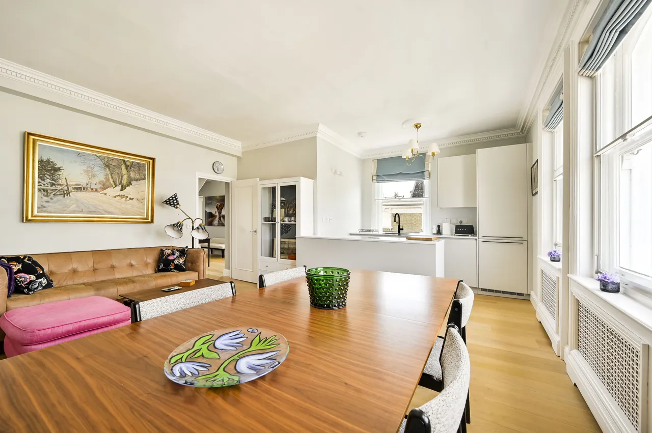 Flat 2, 9 Redcliffe Square, London, photo 7