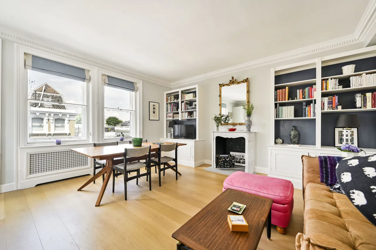 Flat 2, 9 Redcliffe Square, London, photo 2